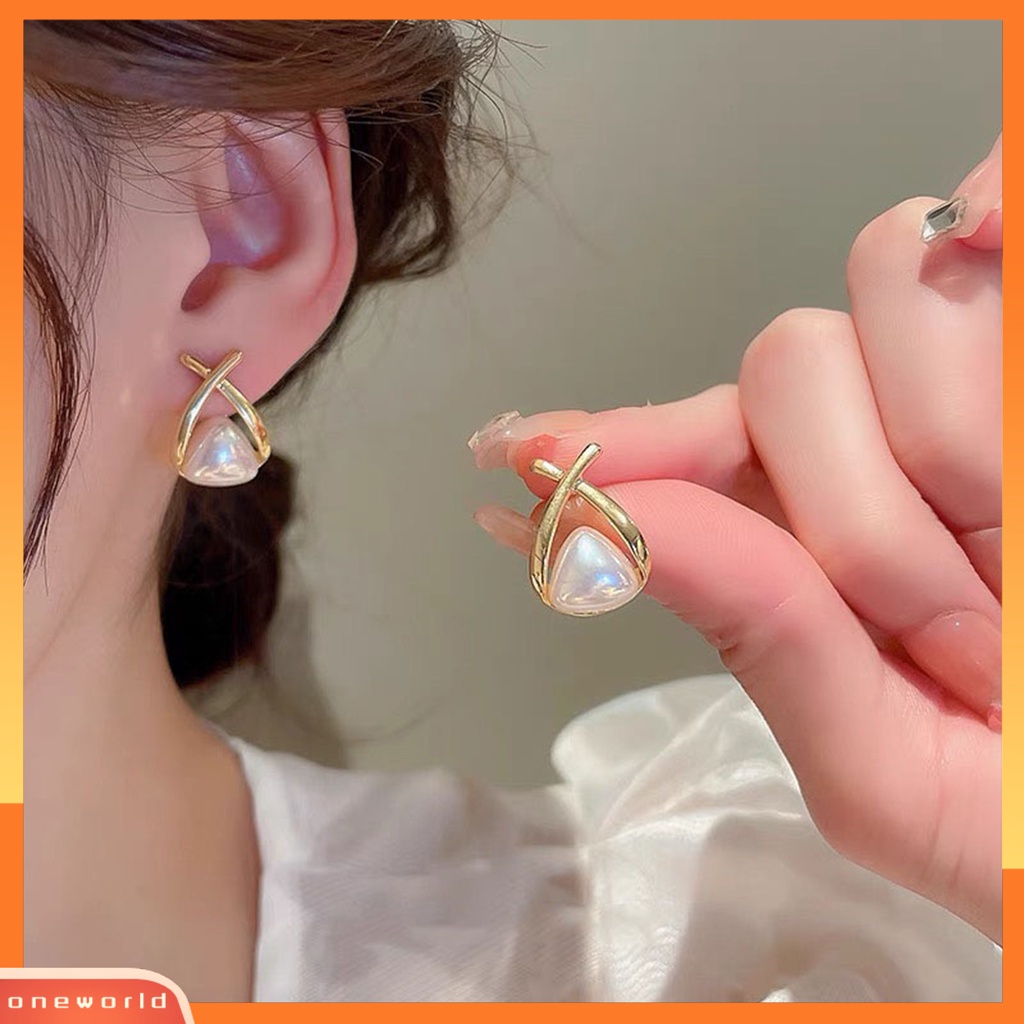 [EONE] 1pasang Anting Pejantan Geometris Segitiga Gaya Korea Temperamen Mutiara Imitasi Ear Studs Perhiasan Aksesori