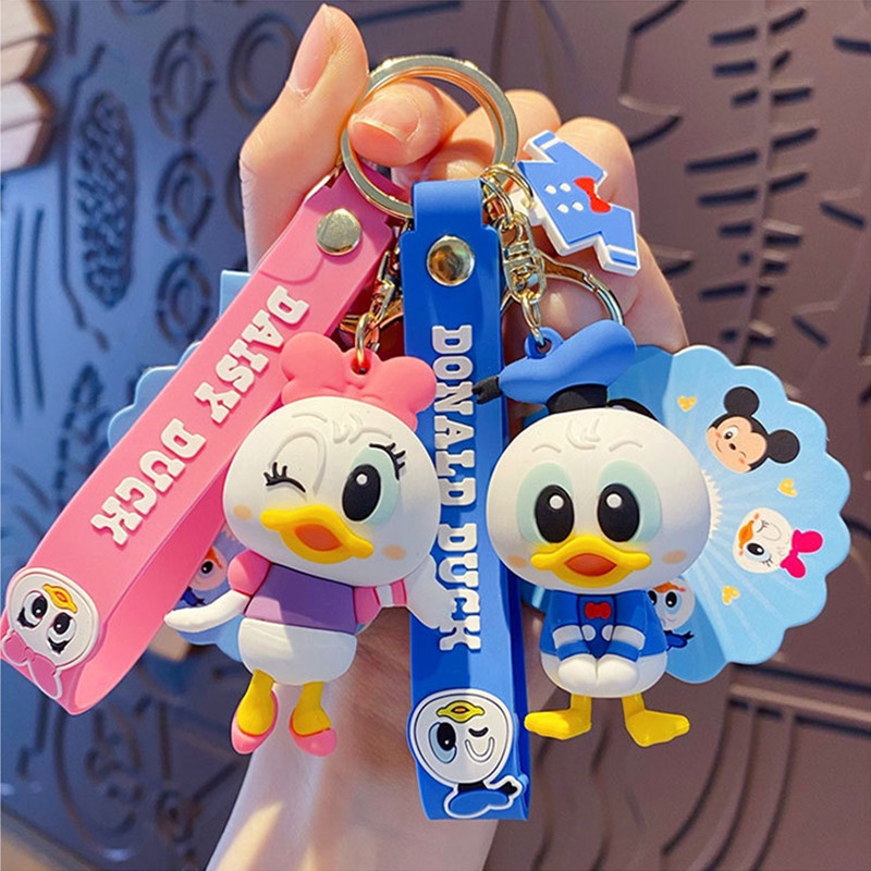 Asli Kartun Disney Minnie Boneka Gantungan Kunci PVC Manyo Goofy Daisy Bear Anime Figurine Key Ring Fashion Liontin