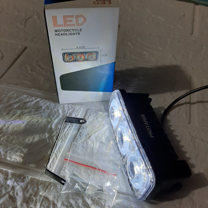 Lampu tembak LED 3mata
