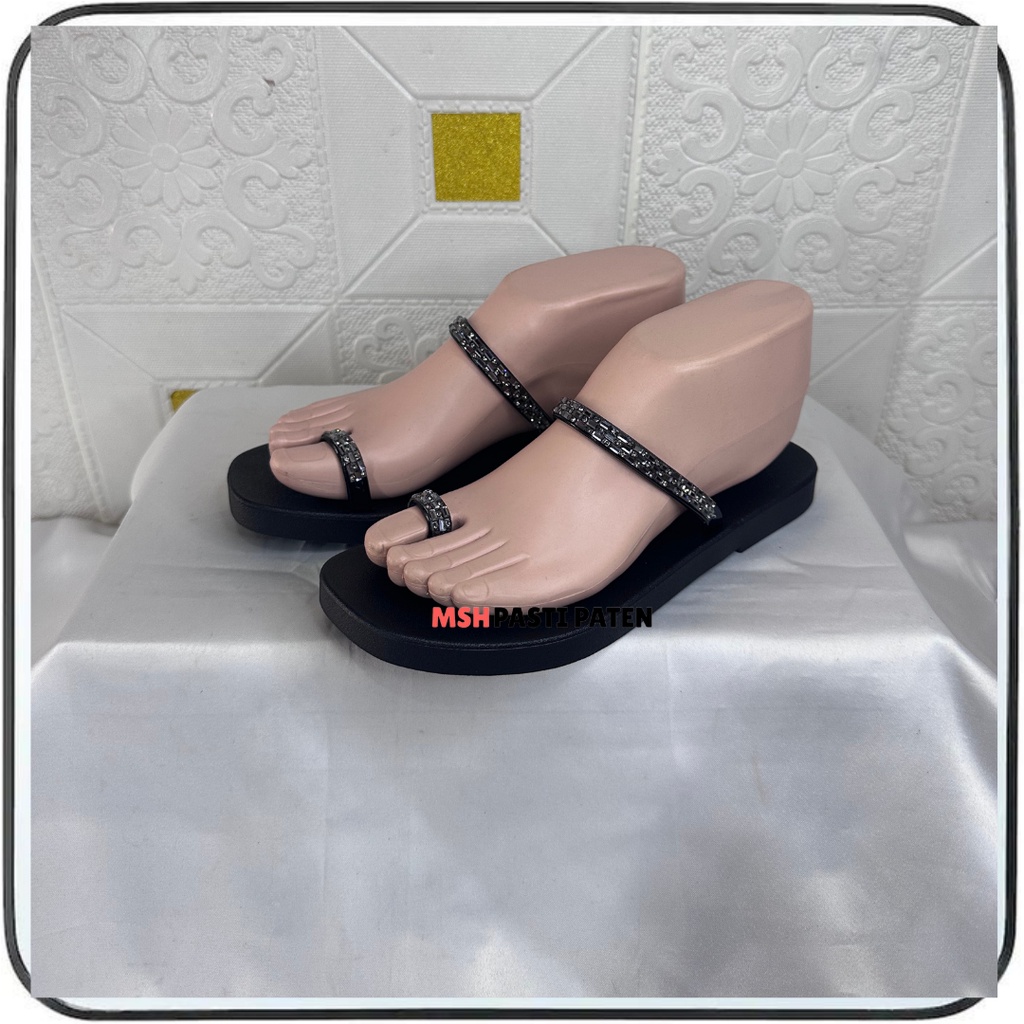 Sandal Jempol Glanzton 1973 Sendal Jelly Import Wanita Dewasa