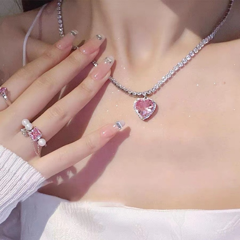 Wanita Manis Merah Muda Hati Liontin Kalung Wanita Vintage Elegan Kristal Klavikula Rantai Kalung Gadis Korea Fashion Choker Necklace Aesthetic Perhiasan Aksesoris
