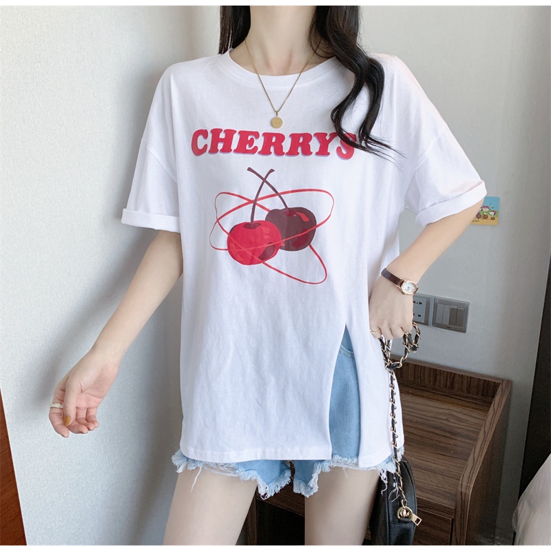 Oversize Tee Wanita Model Slit Samping Motif Cherry