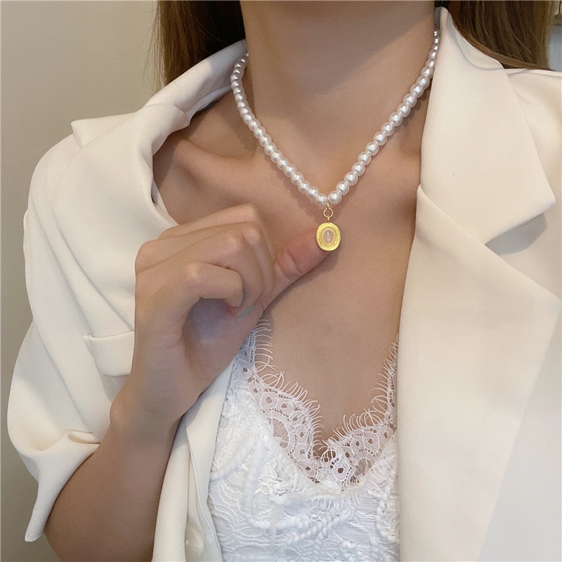 Jepang Korea Manis Super Temperamen Kalung Mutiara Perempuan Oval Tetesan Air Klavikula Rantai Niche ins Gaya Keren Kalung Perempuan Trendi