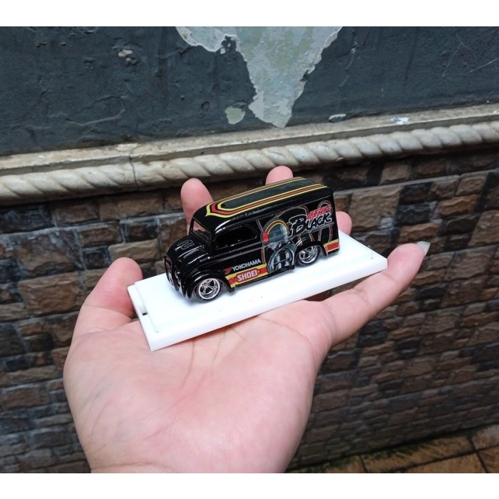 TERBARU Hot Wheels Dary Delivery custom Kamen Rider Black