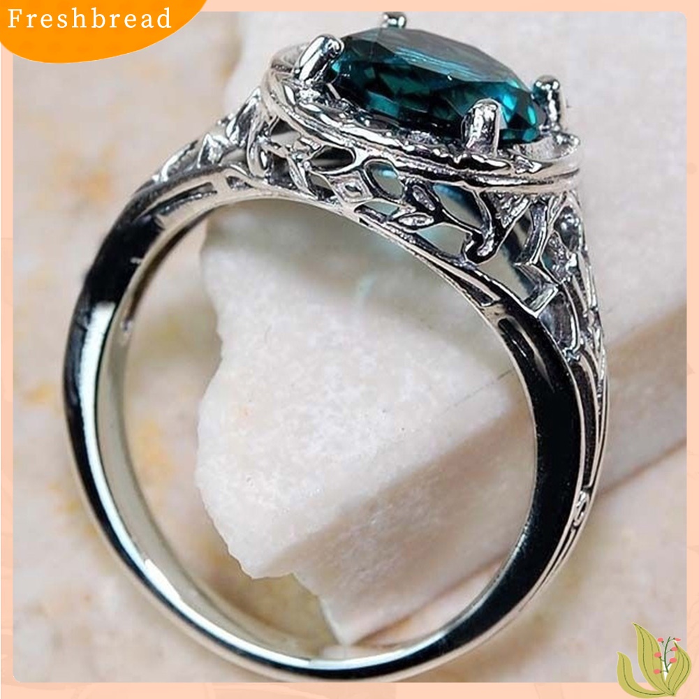 < Freshbread > Retro Wanita Besar Berlian Imitasi Bertatahkan Hollow Ukir Cincin Vintage Pesta Perhiasan