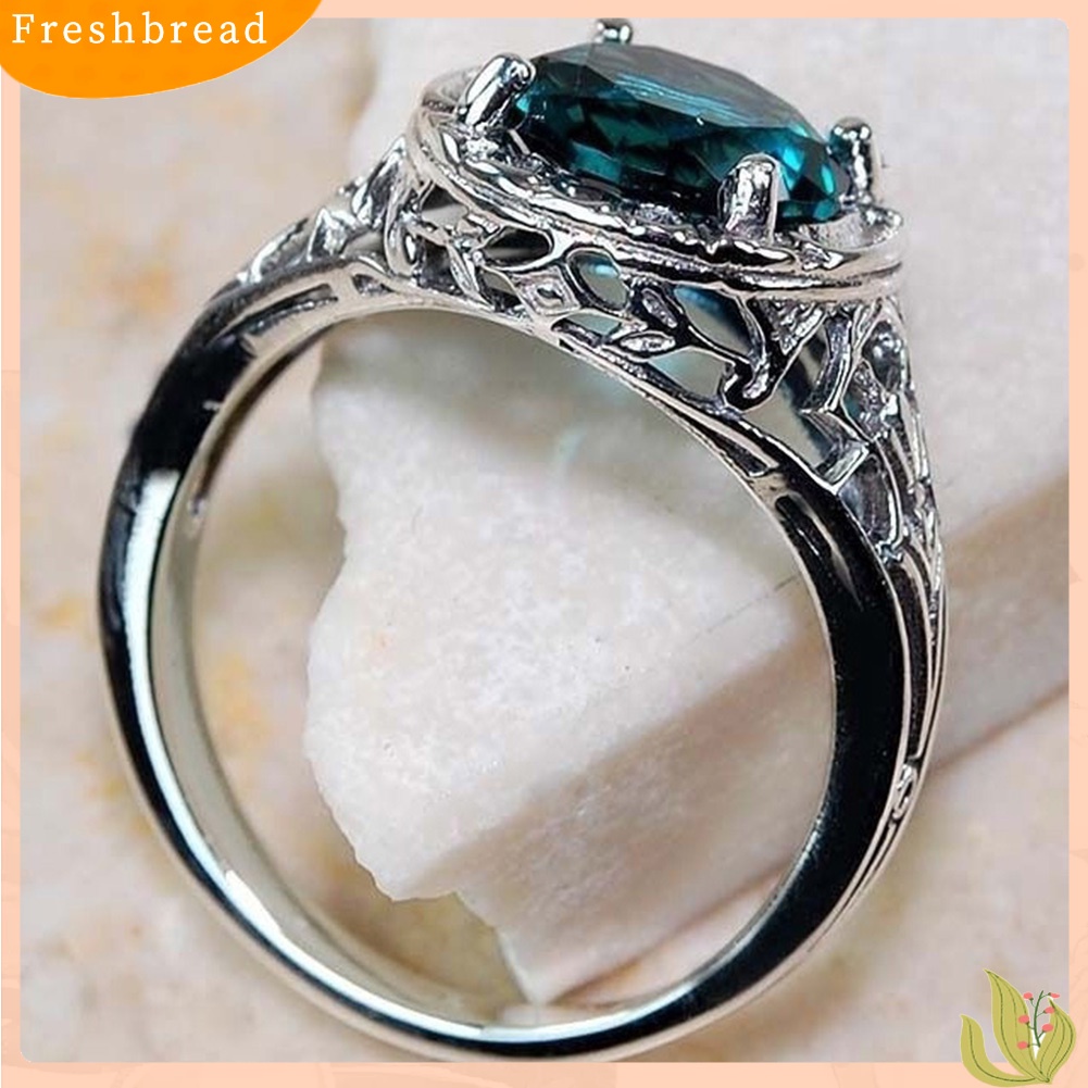 &lt; Freshbread &gt; Retro Wanita Besar Berlian Imitasi Bertatahkan Hollow Ukir Cincin Vintage Pesta Perhiasan