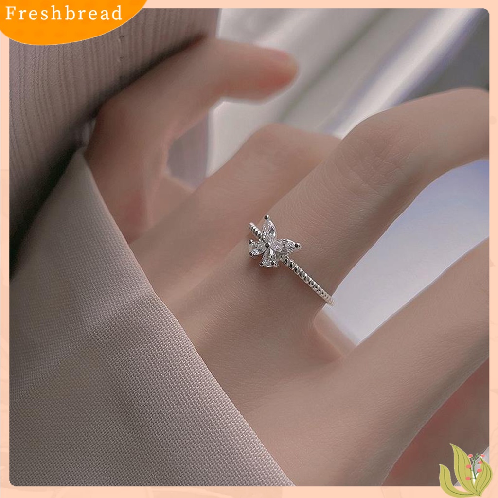 &lt; Freshbread &gt; Wanita Cincin Berlian Imitasi Mengkilap Eye-catching All-match Open Adjustable Perhiasan Hadiah Anti Luntur Wanita Butterfly Finger Ring Aksesoris Fashion Untuk Pacaran