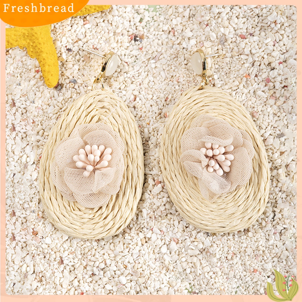 &lt; Freshbread &gt; 1pasang Anting Dikepang Bunga Permukaan Halus Dress-up Elegan Retro Bunga Anting Perempuan Untuk Liburan