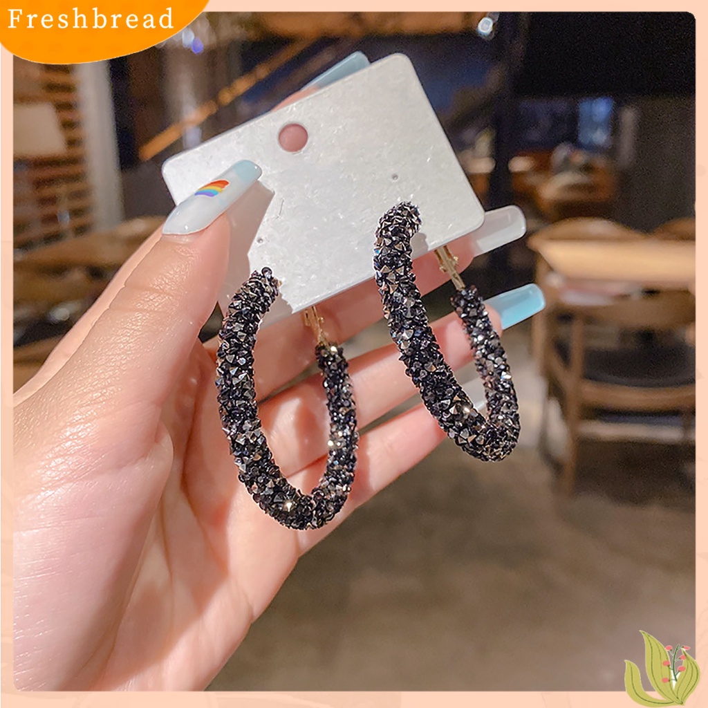 &lt; Freshbread &gt; 1pasang Anting Hoop Temperamen Elegan Berlian Imitasi Mengkilap Hias Berkilau Hadiah Wanita Anting Bulat Pesona Perhiasan Aksesori Busana