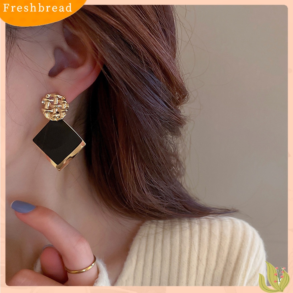 &lt; Freshbread &gt; 1pasang Anting Wanita Perhiasan Geometris Electroplating Bright Luster Stud Earrings Untuk Pakaian Sehari-Hari