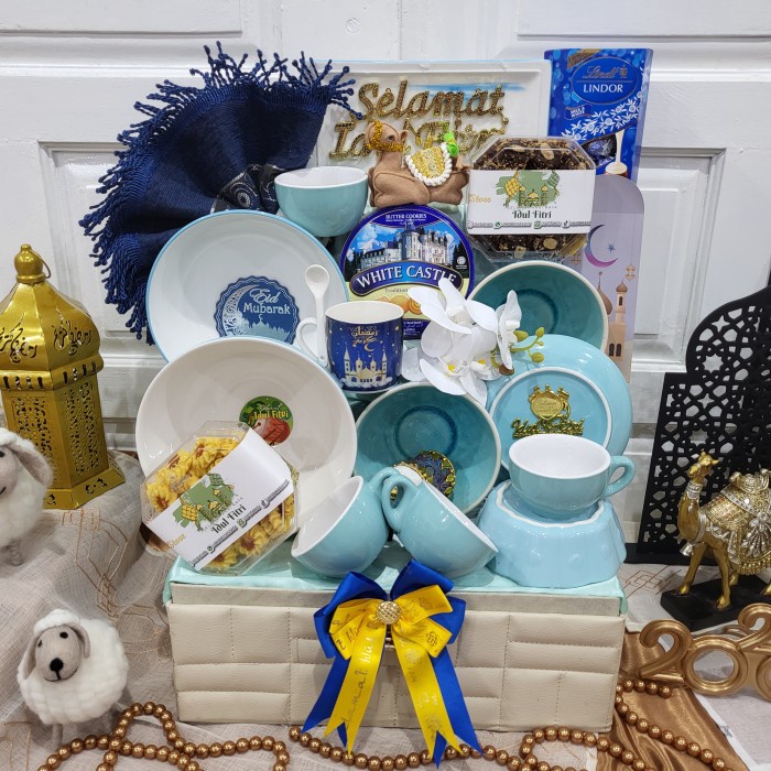 

Paket Dekorasi Lebaran Idul Fitri Hampers Parcel Hadiah Kue Kering 090