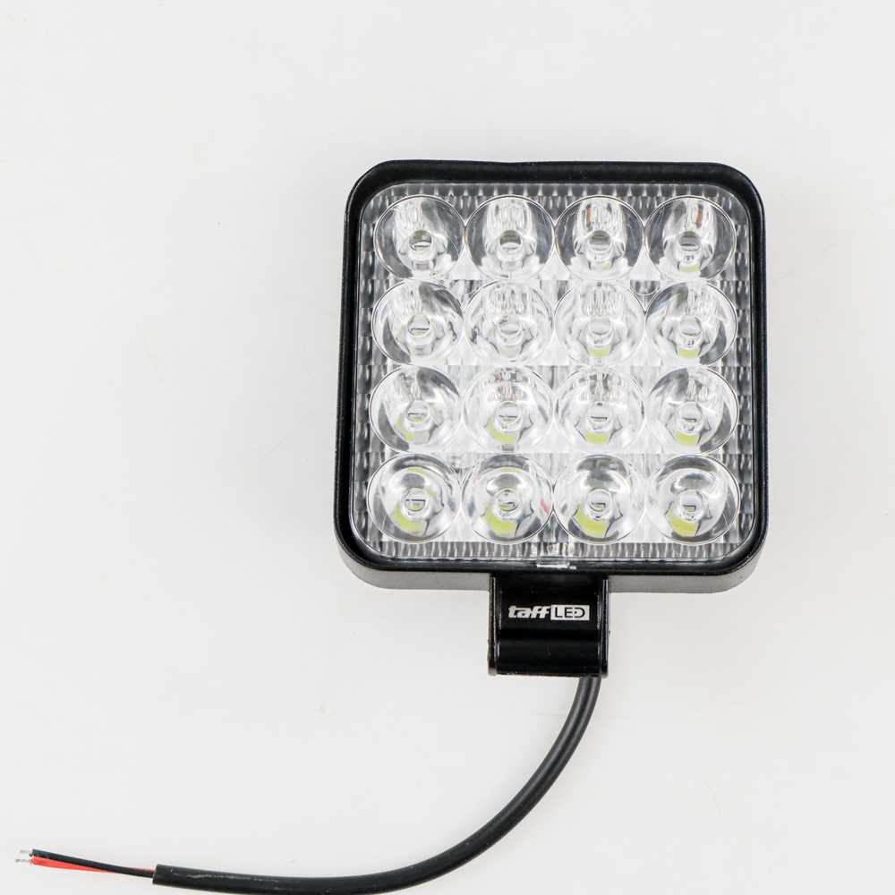 Floodlight LED Foglamp Mobil 30 Degree IP68 Cool White 48W aksesoris mobil burnhilda