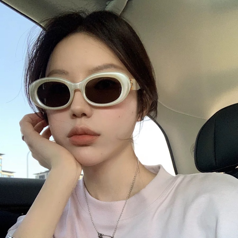 (YUZHU) Kacamata Hitam Bingkai Oval Tiga Bintang Fashion Korea INS Gaya Hot Girls Anti UV Sunglasses Untuk Wanita