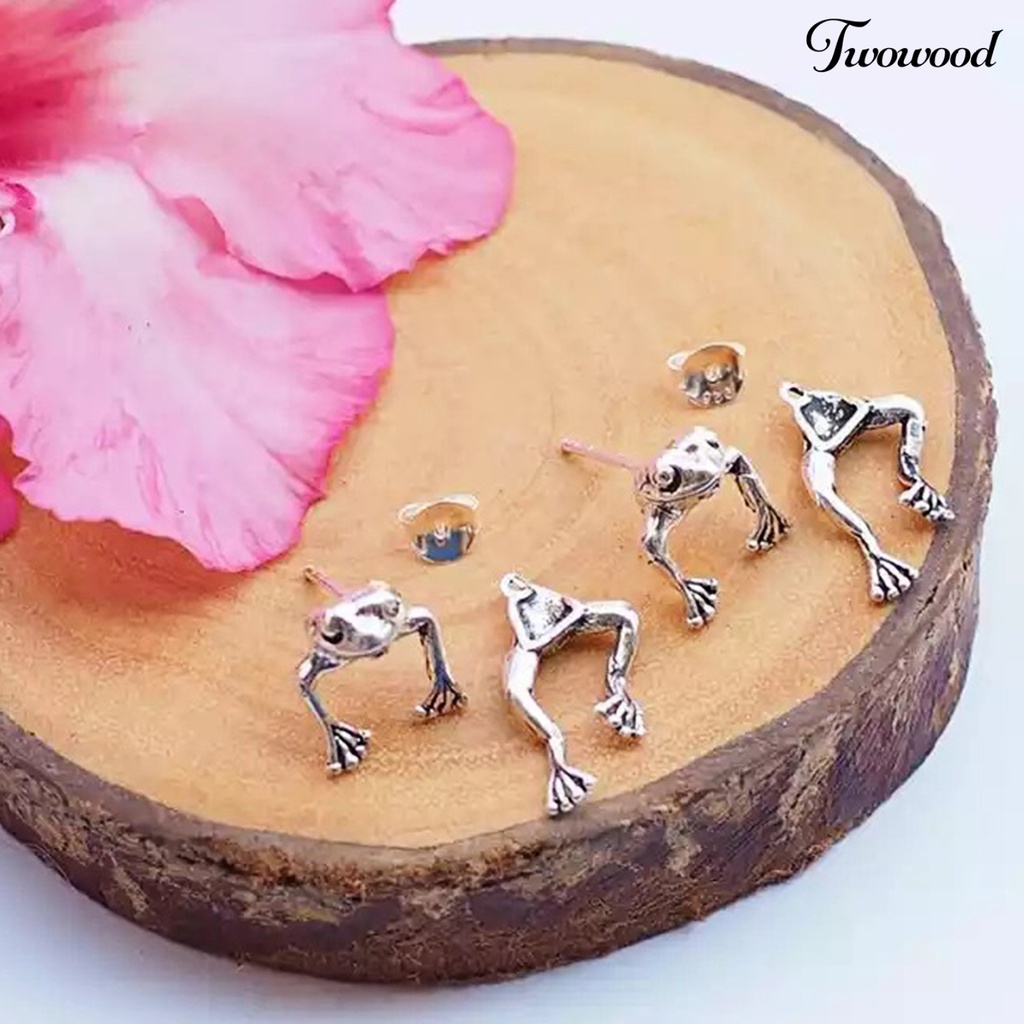 Twowood 1pasang Gaya Etnik Kerajinan Tangan Halus Bahan Alloy Lucu Bentuk Kodok Piercing Ear Studs Earrings Untuk Pesta