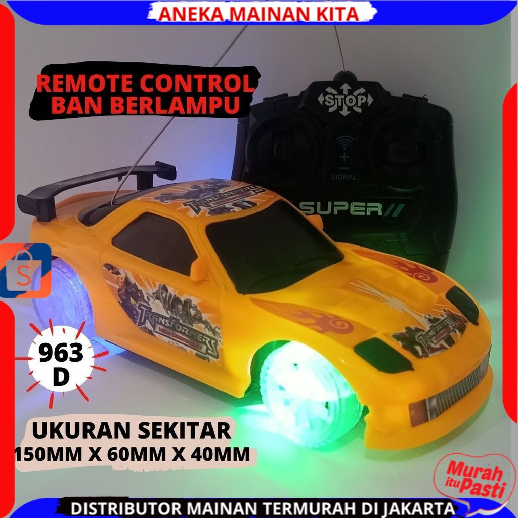 Mobil Remote Control Ban Berlampu Sedan RC Sport Car