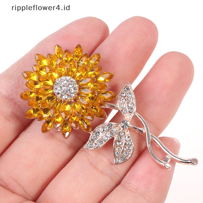 {rippleflower4.id} 1pc Bunga Matahari Bros Wanita Pria Bunga Pernikahan Kantor Bros Pin Hadiah~