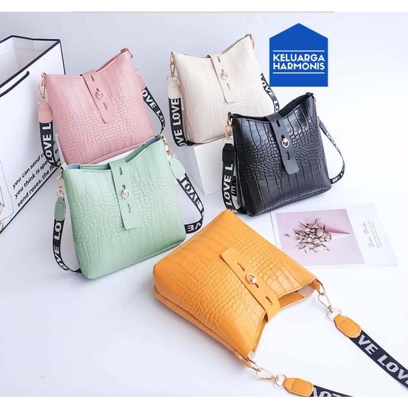 KH Tas Korea Selempang Tas Bahu Shoulder Bag Kulit Buaya Tali tulisan Love New Trendy Korean Bag A5