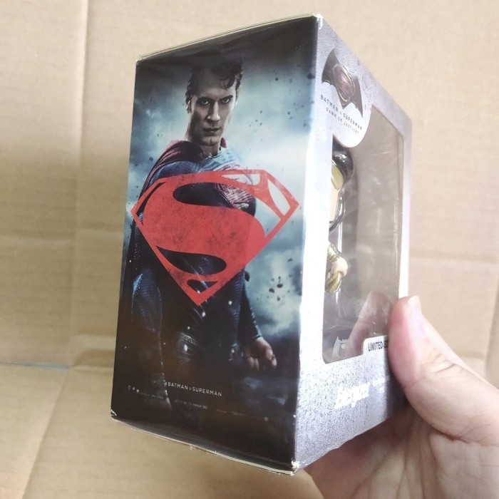 Comicave x Energizer Wonder Woman Batman vs Superman Dawn of Justice