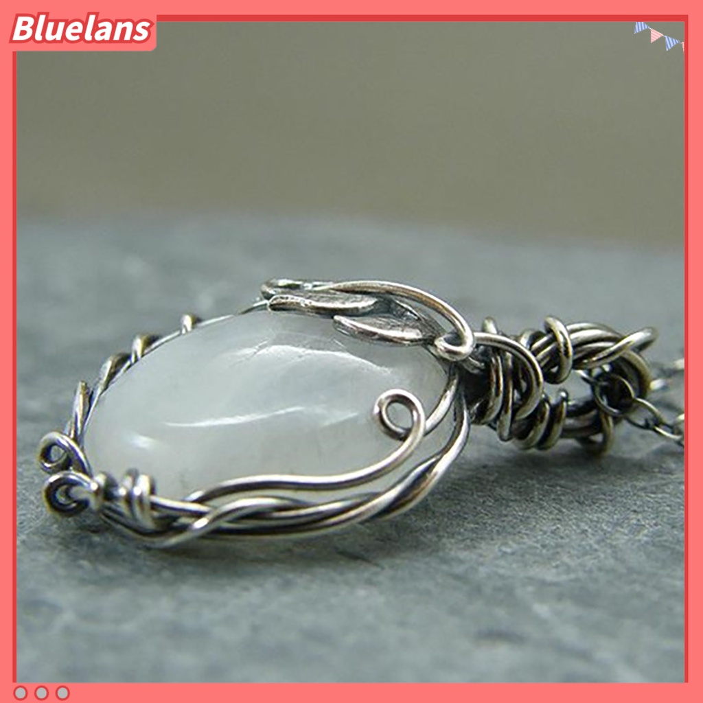 [BLS] Rantai Ekstensi Dapat Disesuaikan Wanita Kalung Ringan Retro Faux Moonstone Leaf Pendant Necklace Perhiasan Aksesoris