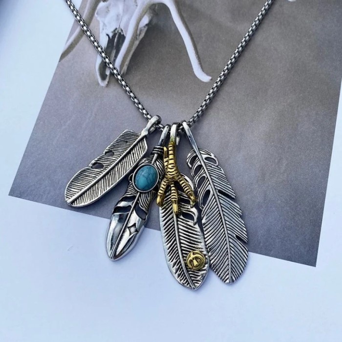 Goros Feather Necklace Kalung Goro Stainless Steel Silver Hiphop Bulu