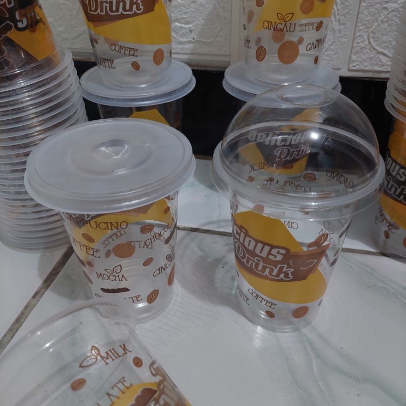 starindo cup 14 oz  dan 16 oz motif buah & delicious 5.5gram. 50cs/pack tanpa tutup.