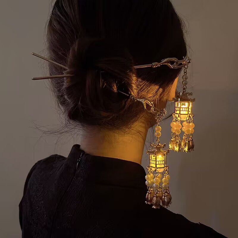 Hadiah Lentera Cina Liontin Rambut Stik Vintage Elegan Wanita Ponytail Holder Hair Clip Hanfu Aksesoris Gaun Prom Light Hair Sticks Hair Pin Hiasan Kepala