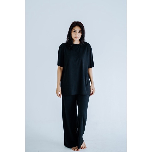 Hiru lily set knit black