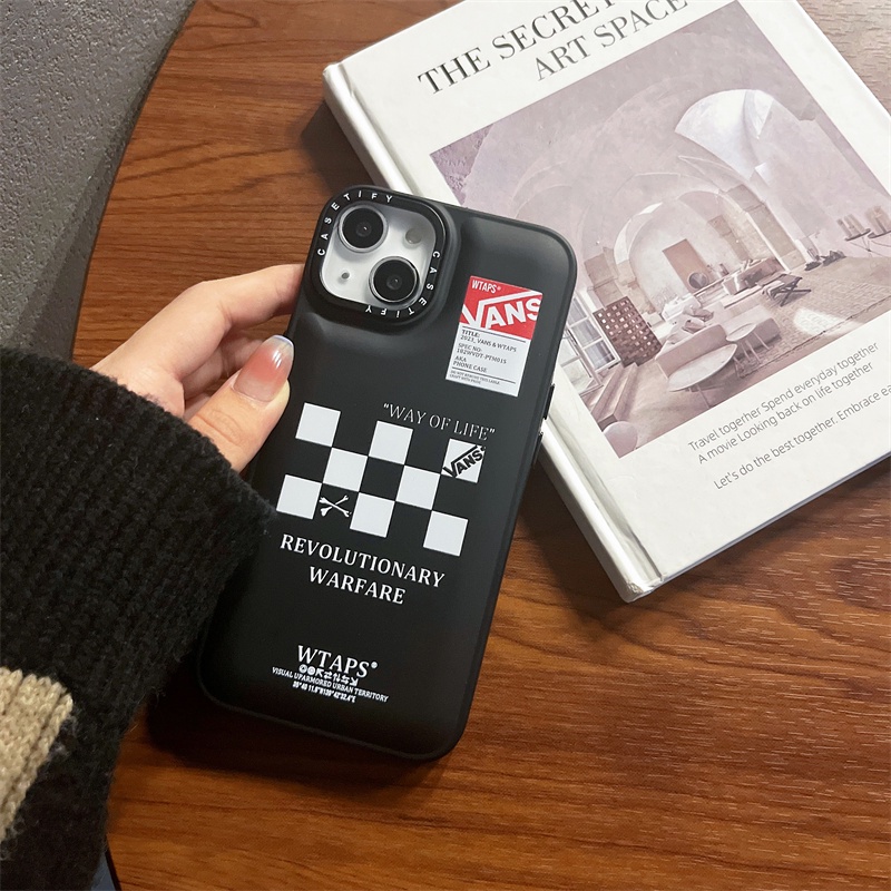 IPHONE Co-signed By Wtaps Down Jacket The Puffer Case Untuk Iphone11 12 13 Pro Max 13Pro X XR XS Lembut TPU Silikon Shockproof Cover