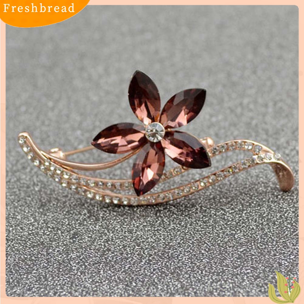 &lt; Freshbread &gt; Fashion Wanita Bunga Daun Berlian Imitasi Bertatahkan Kerah Bros Pin Gaun Dekorasi Hadiah