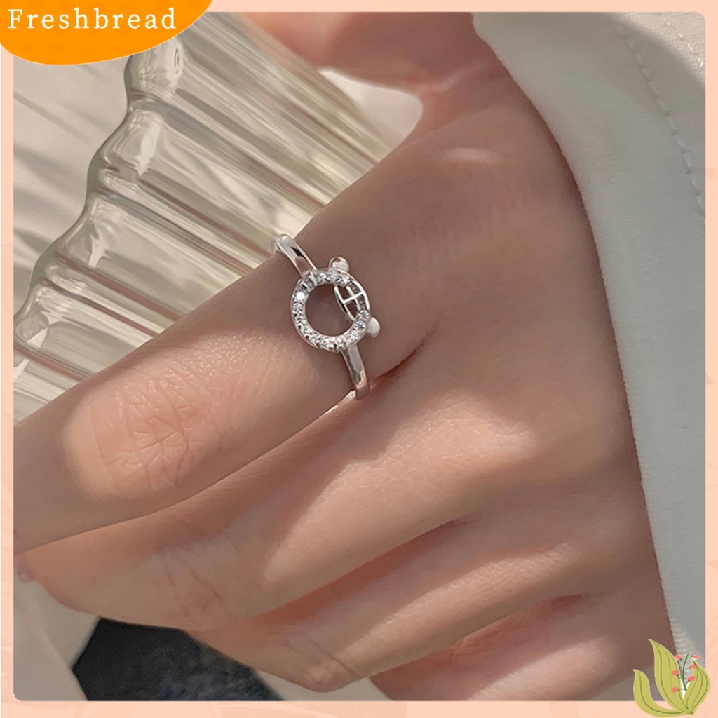 &lt; Freshbread &gt; Pembukaan Cincin High Gloss Dipoles Berongga Keluar Hadiah Ideal Tahan Aus Perhiasan Fashion Berlian Imitasi Perak Mengkilap Zodiak Cina Harimau Wanita Cincin Untuk Pacaran