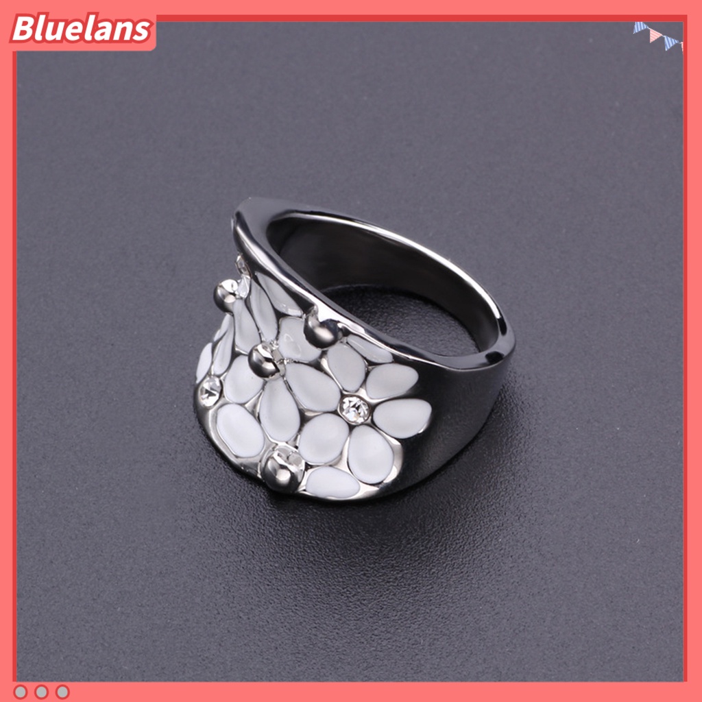 {In Stock} Ladies Ring Motif Bunga Jari Dekorasi Cincin Pita Pernikahan Putih Untuk Hadiah Tahun Baru