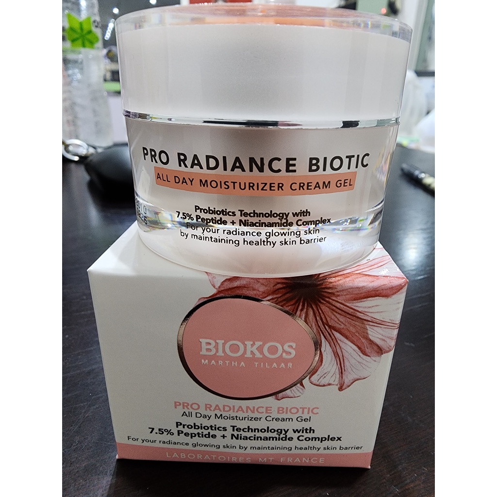 Biokos Pro Radiance Biotic All Day Moisturizer Cream Gel