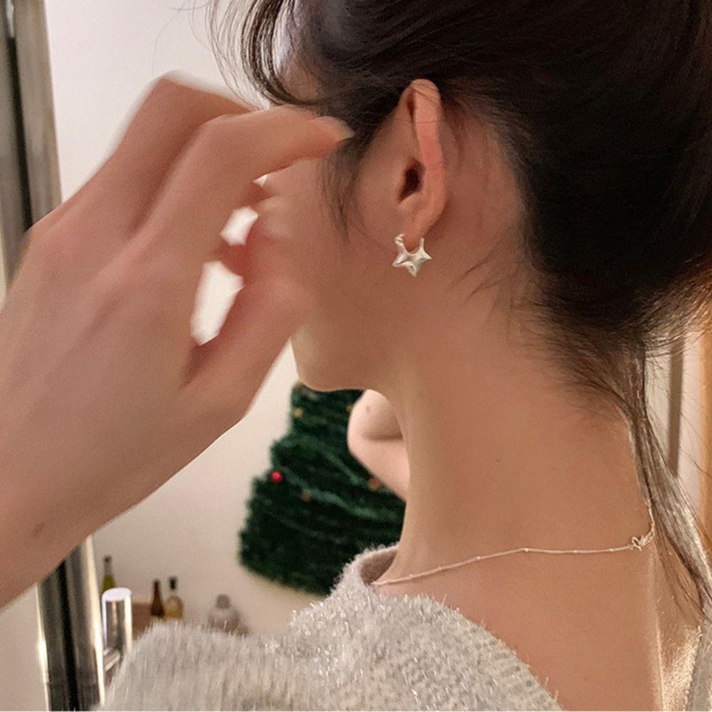 Mxbeauty Anting Bintang Elegan Menawan Trendi Temperamen Tembaga Sederhana Wanita Ear Stud