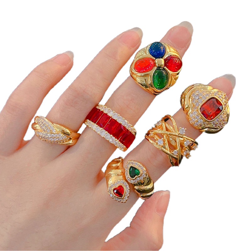 Perhiasan Desain Vintage Medieval Cincin Berwarna Mengkilap Gaya Perancis Retro Cincin Cocktail Perjamuan Lapis Emas Untuk Wanita