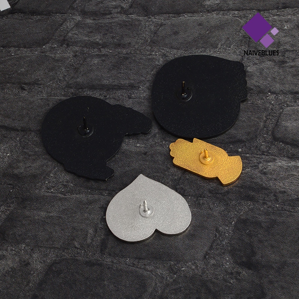 &lt; Naiveblues &gt; Mode Tengkorak Kepala Disc Tangan Jantung Halloween Pin Kulit Denim