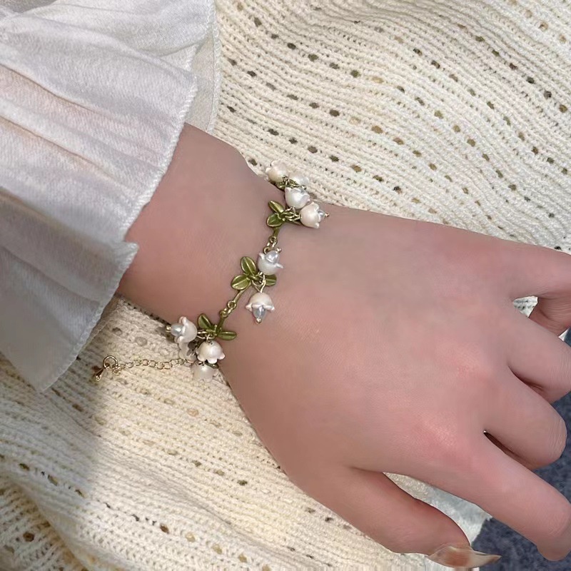 Versi Korea Lily of the Valley Bracelet~Super Peri Hutan Gadis Jantung Perhiasan Tangan Pacar Hadiah Ulang Tahun Gelang