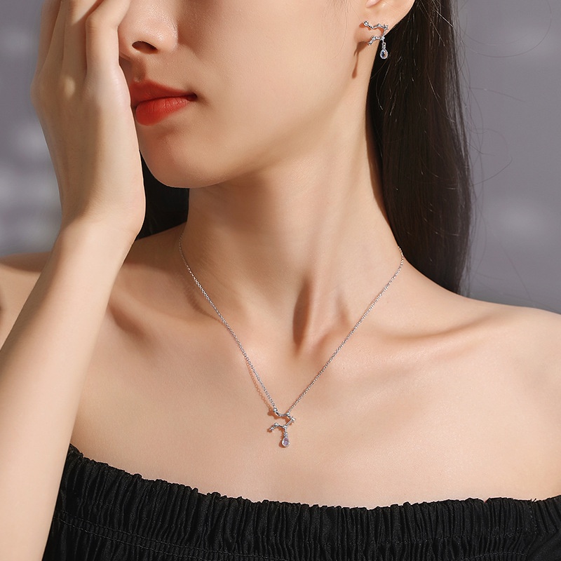 Sterling Silver Polaris Kalung Perempuan Moonstone Klavikula Rantai Niche Cahaya Mewah Temperamen ins Influencer Tears Necklace