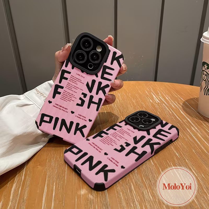 Casing Tpu Lembut Gaya Eropa Dan Amerika Kompatibel Untuk IPhone XR X XS Max8 7 Plus 11 14 12 13 Pro Max 7Plus Trendi Merek Tekstur Garis Pink Huruf Inggris Shockproof Cover