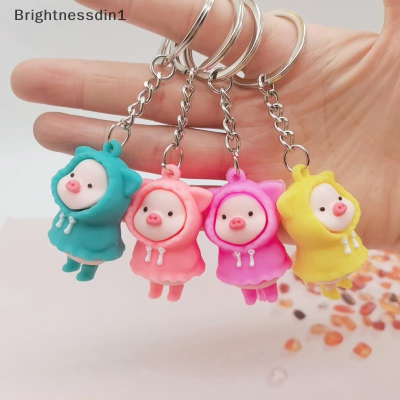 [Brightnessdin1] Kartun Lucu Jas Hujan Piggy Doll Gantungan Kunci Memegang Susu Babi Kunci Cincin Tas Liontin Butik