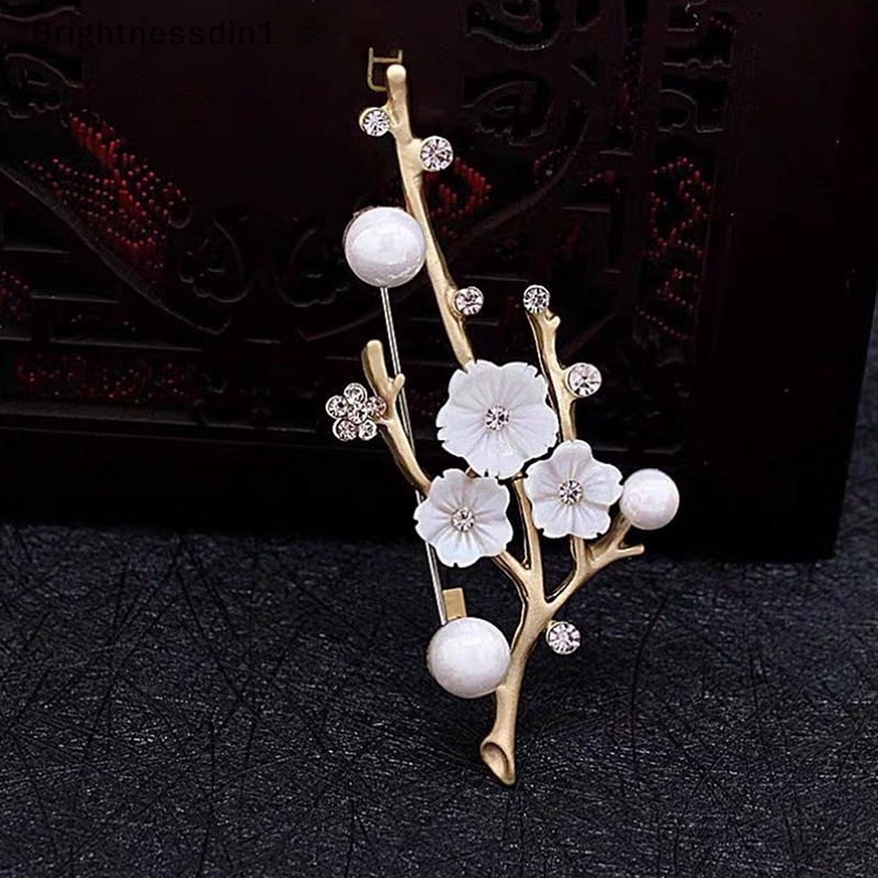 [Brightnessdin1] Bros Bunga Shell Plum Blossom Untuk Wanita Pernikahan Kantor Brooch Pins Decor Boutique