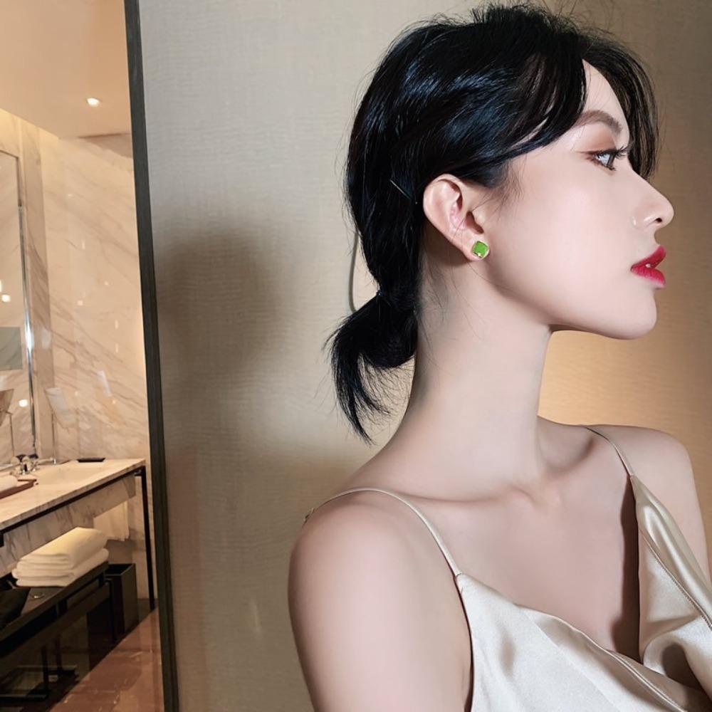 Mxbeauty Anting Kotak Desain Niche Kreatif Geometris Anti Alergi Gelombang Warna Permen Untuk Wanita Aksesoris Gaya Korea