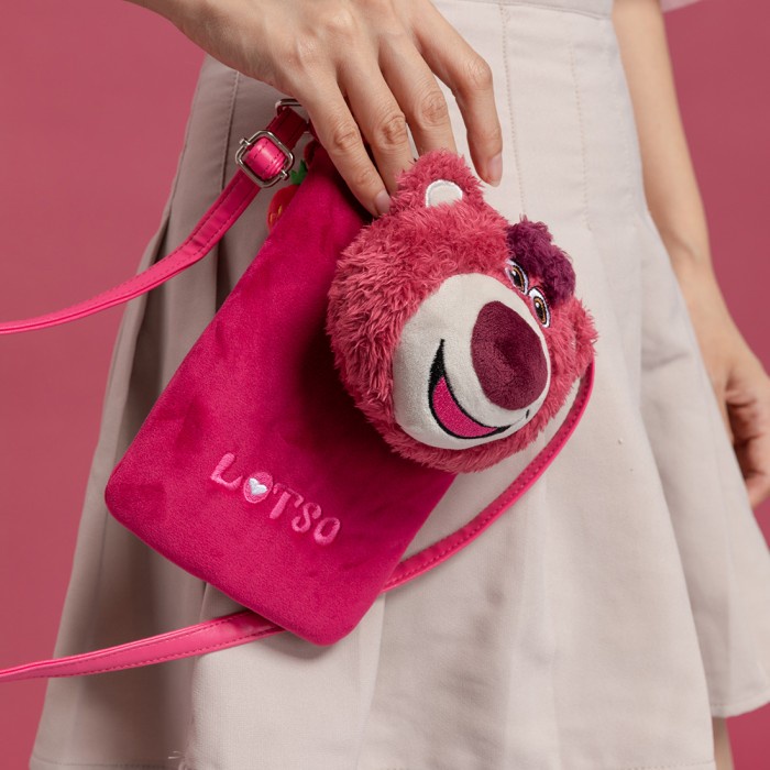 MINISO Phone Bag Tas Telepon Koleksi Lotso Beruang Stroberi Tas Kurir - Rose Red