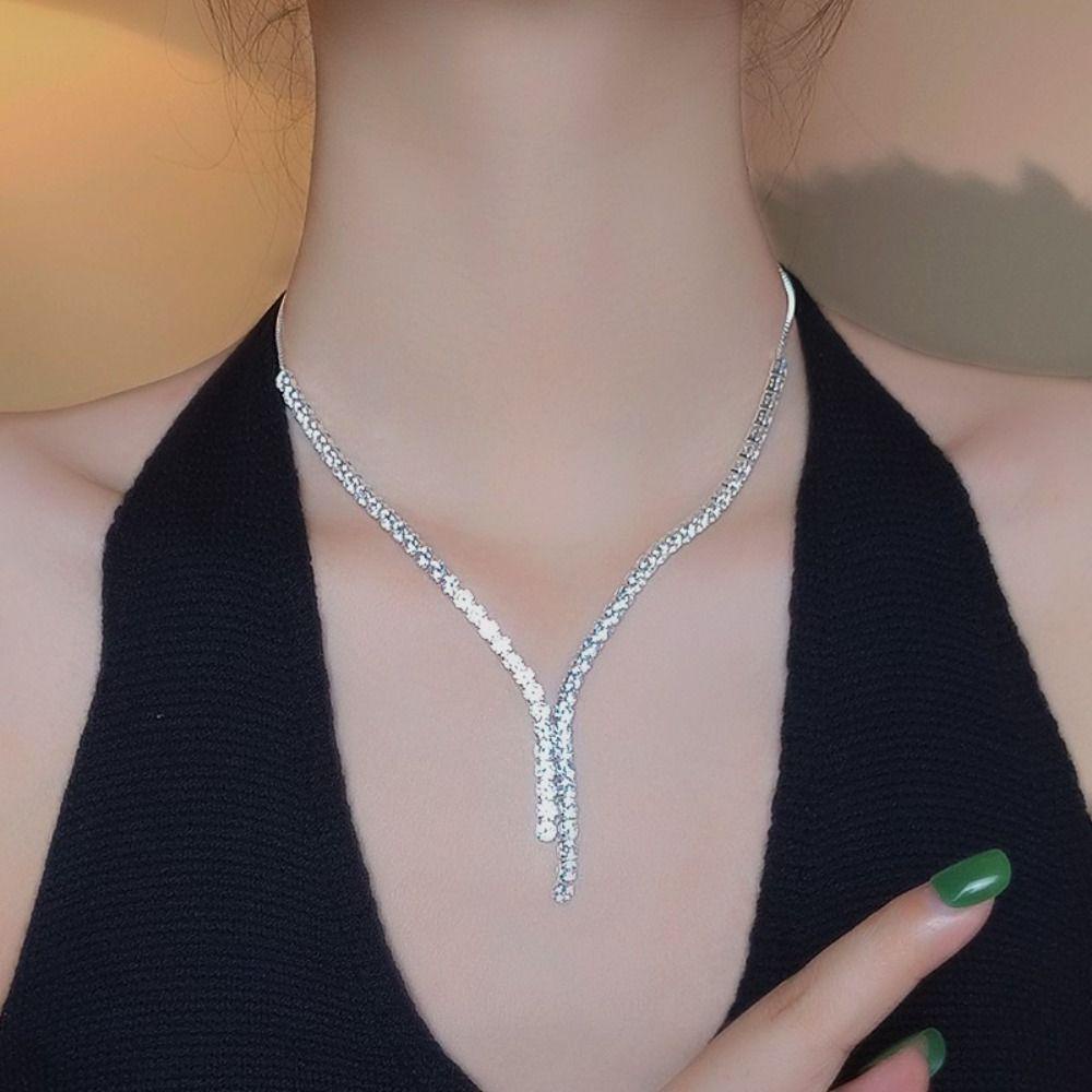 Mxbeauty Set Perhiasan Kristal Trendi Emas Elegan Indah Klasik Zirkon Mengkilap Wanita Kalung