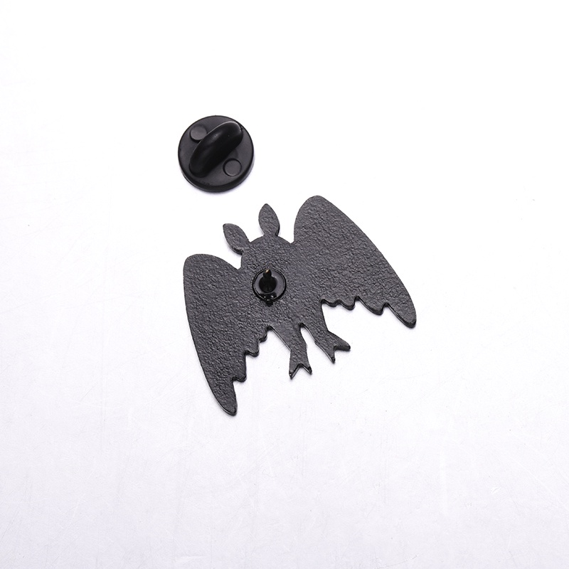 Terbang Mothman Enamel Pin Bros Ransel Kerah Lapel Lencana Ngengat Pin Punk Perhiasan Bros Permainan Pin Fans Hadiah