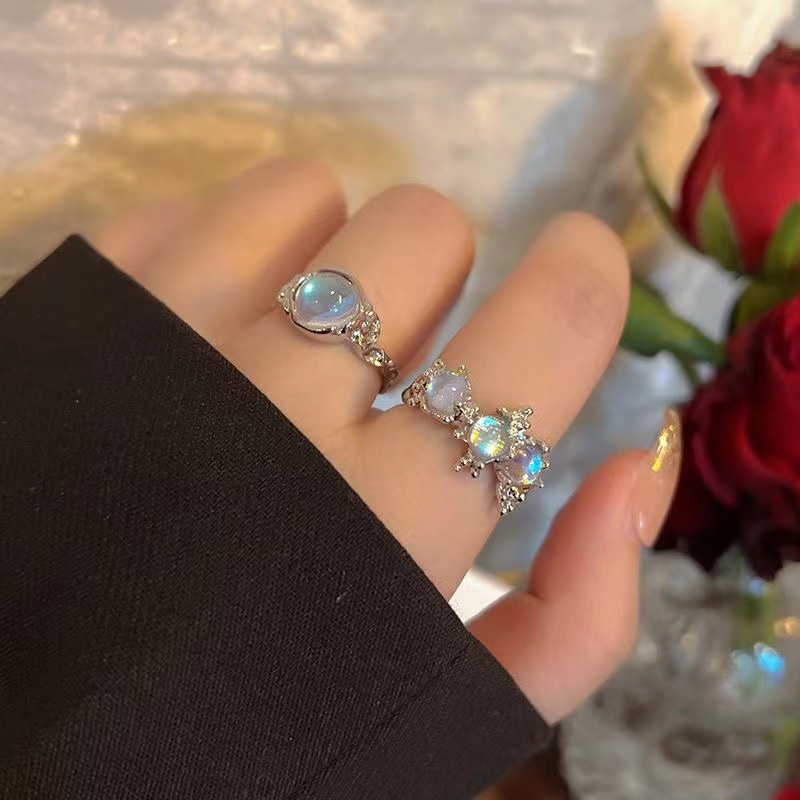 Cincin Perempuan Ins Niche Desain Cinta Berlian Imitasi Senior Rasa High-end Cahaya Mewah Angin Dingin Dapat Disesuaikan