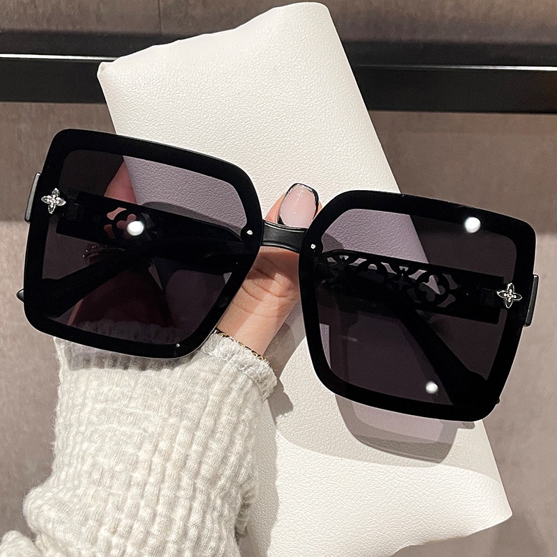 Fashion Square Aesthetic Shades Sunglasses Untuk Wanita/Men Metal Frame Sunglasses Eyewear