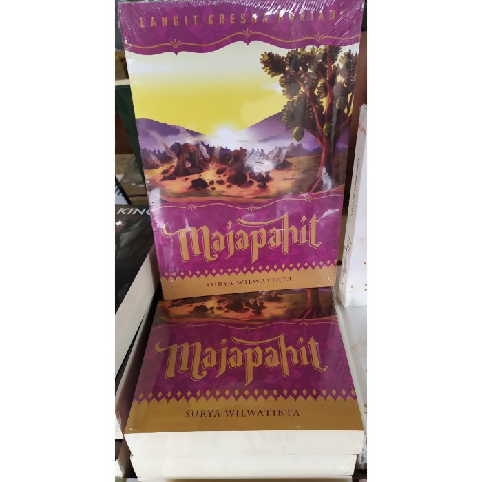 MAJAPAHIT 4: SURYA WILWATIKTA LANGIT KRESNA HARIADI - BENTANG PUS