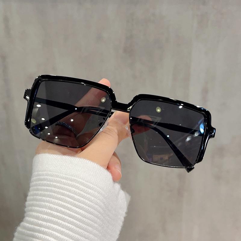 (YUZHU) Kacamata Hitam Coklat Persegi Fashion Korea Untuk Wanita Logam Oversized Frame Premium Sense Sunglasses