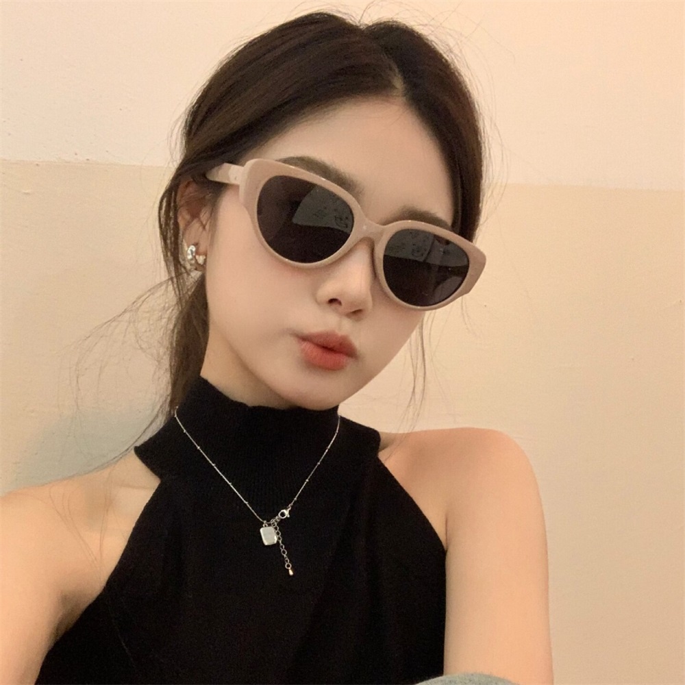 Retro Cat Eye Shades Dengan Perlindungan Uv Dan Lensa Anti Silau Untuk Gaya Jalanan Dan Perlindungan Matahari