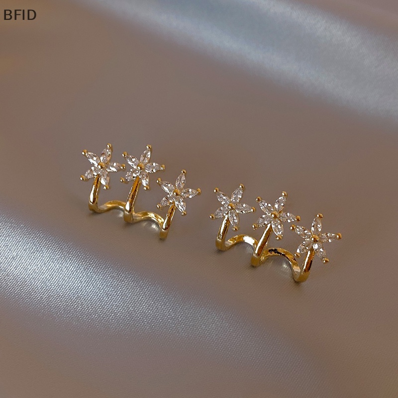 [BFID] Anting Kristal Korea Untuk Wanita Perhiasan Zirkon Bunga Anting Stud Wanita [ID]